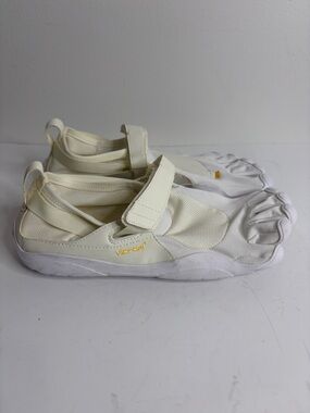 Vibram KSO Running Shoes Men 44 US 10.5 11 White Minimalist Barefoot FiveFinger